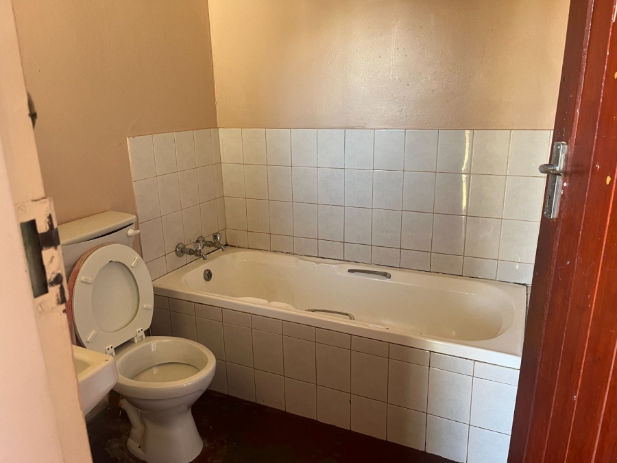 2 Bedroom Property for Sale in Van Der Hoff Park North West